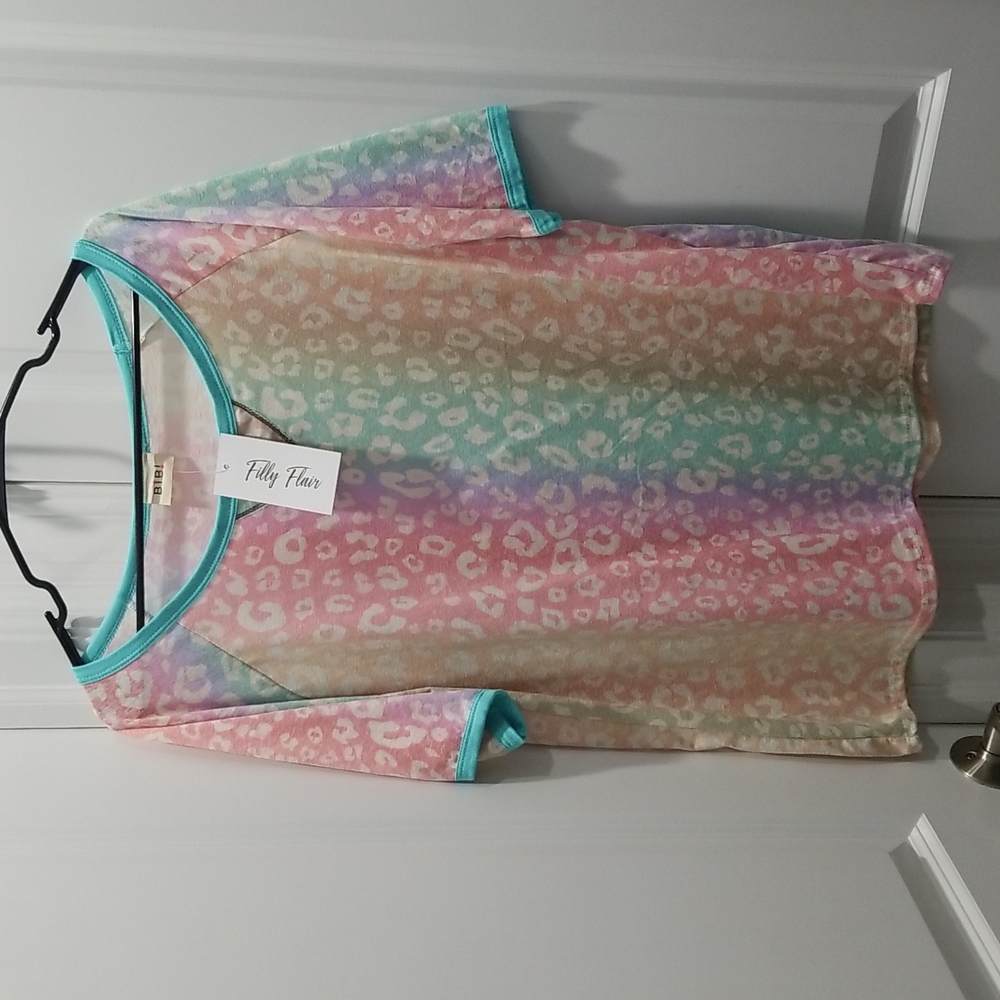NWT BiBi Rainbow Leopard Top. Large